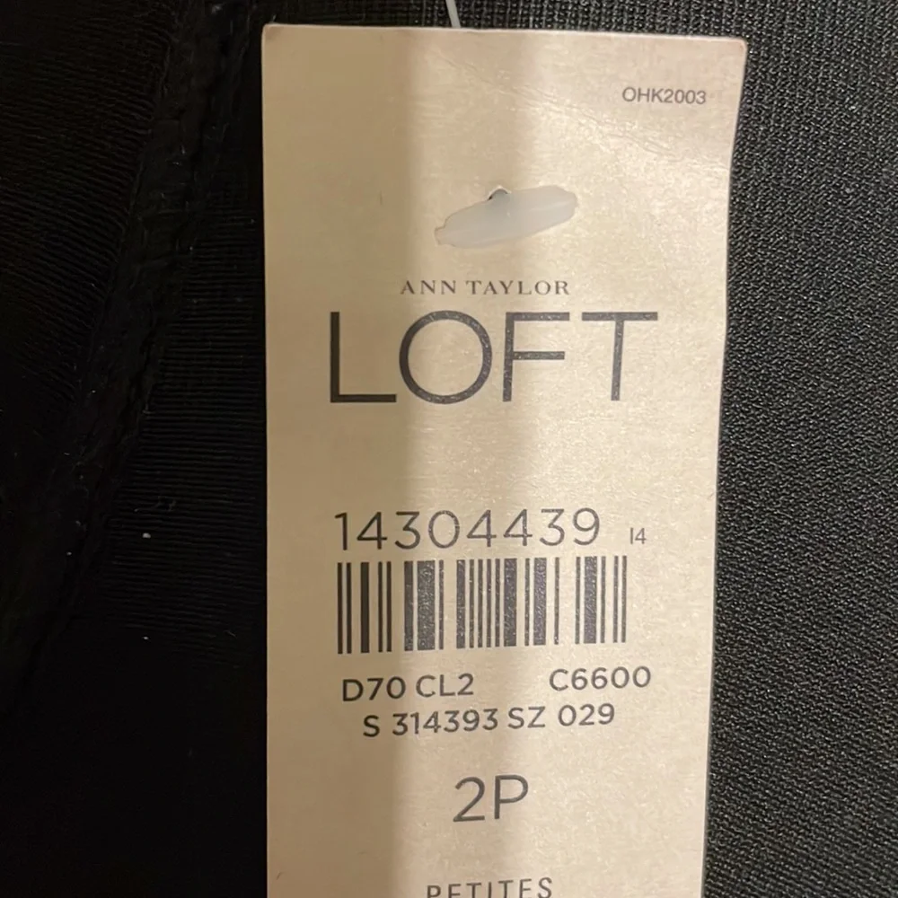 Ann Taylor Loft Sleeveless dress. Size: 2 Petite - Picture 5 of 5
